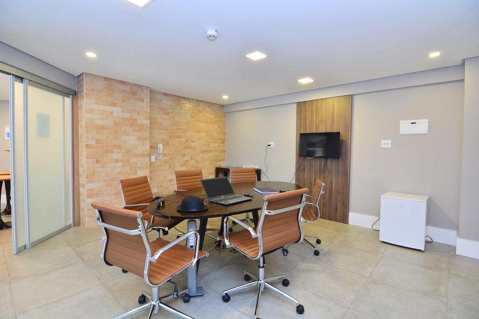 Charlie Faria Lima Apartamento *